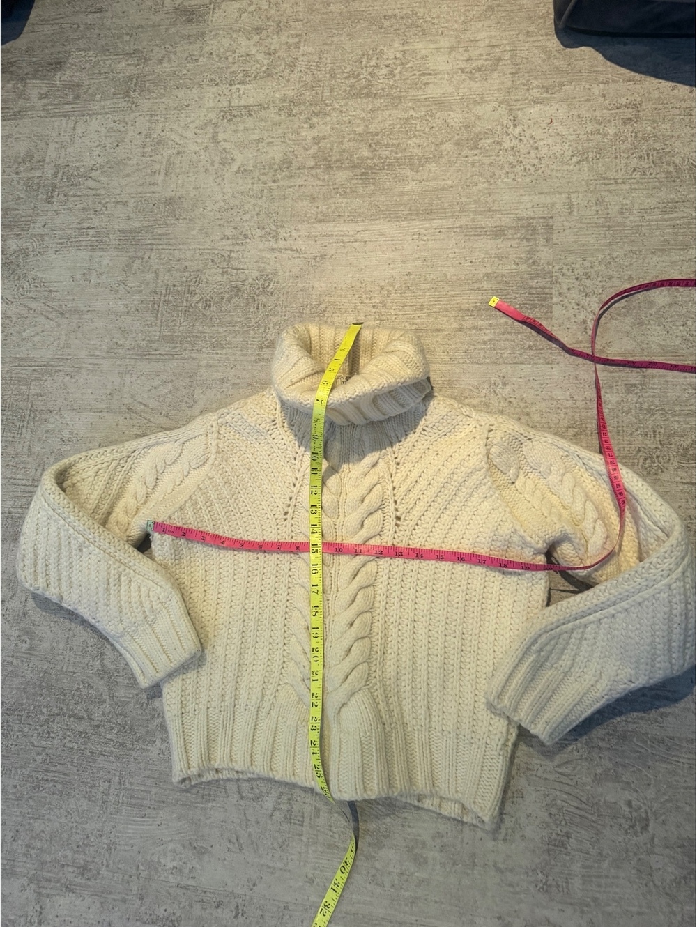 Gigi Hadid x Tommy Hilfiger Chunky Ivory Cream Knit Wool Sweater Turtleneck L - Picture 4 of 6
